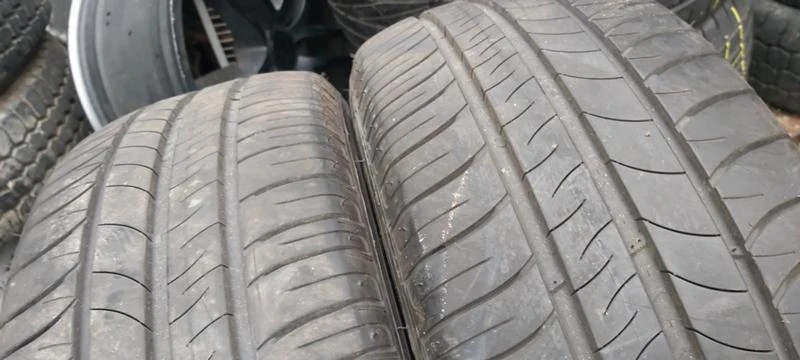 Гуми Летни 215/60R16, снимка 2 - Гуми и джанти - 35608010