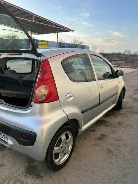Peugeot 107 1.1 Климатик Автомат, снимка 11