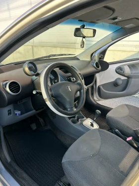 Peugeot 107 1.1 Климатик Автомат, снимка 7