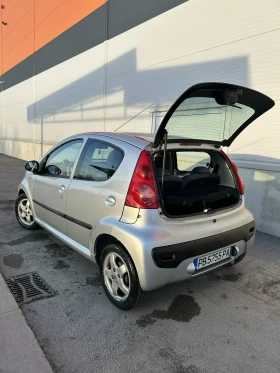 Peugeot 107 1.1 Климатик Автомат, снимка 5
