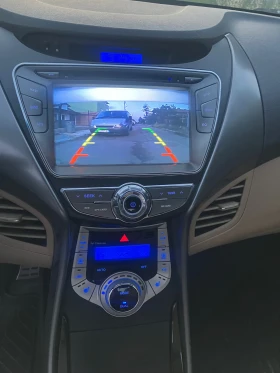 Hyundai Elantra 1.6Mpi/Газ, снимка 8