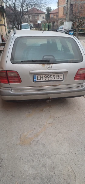 Mercedes-Benz E 290, снимка 3