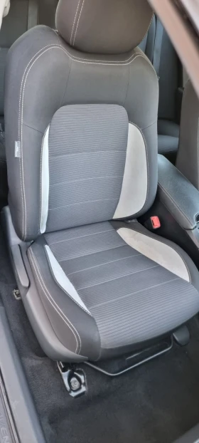 Обява за продажба на Toyota Avensis ~19 500 лв. - изображение 7 | Auto.bg Обява за продажба на Toyota Avensis ~19 500 лв. - изображение 7