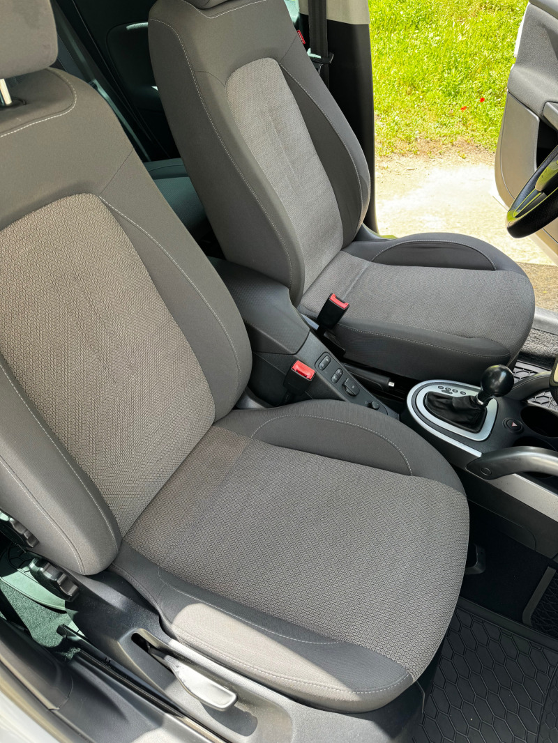 Seat Altea 1.6 , снимка 10 - Автомобили и джипове - 46038843
