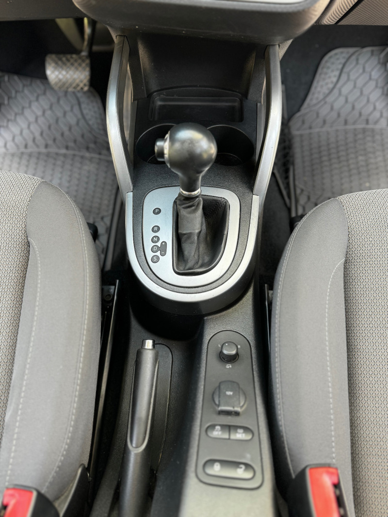 Seat Altea 1.6 , снимка 9 - Автомобили и джипове - 46038843