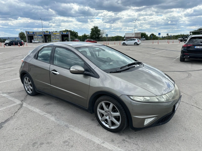 Honda Civic 2.2 i-CDTI, снимка 4 - Автомобили и джипове - 47119430