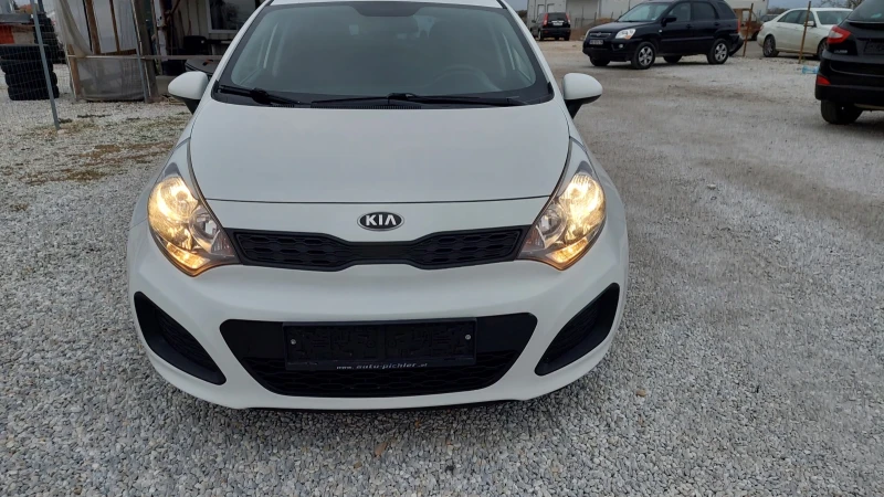 Kia Rio 1.3i ПЕРФЕКТЕН, снимка 3 - Автомобили и джипове - 47943826