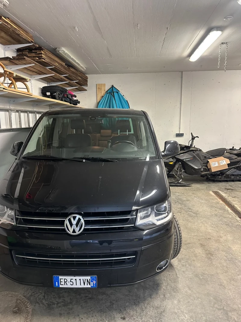 VW Multivan 7места , снимка 4 - Автомобили и джипове - 49184612