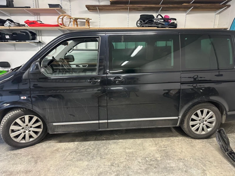 VW Multivan 7места , снимка 5 - Автомобили и джипове - 49184612