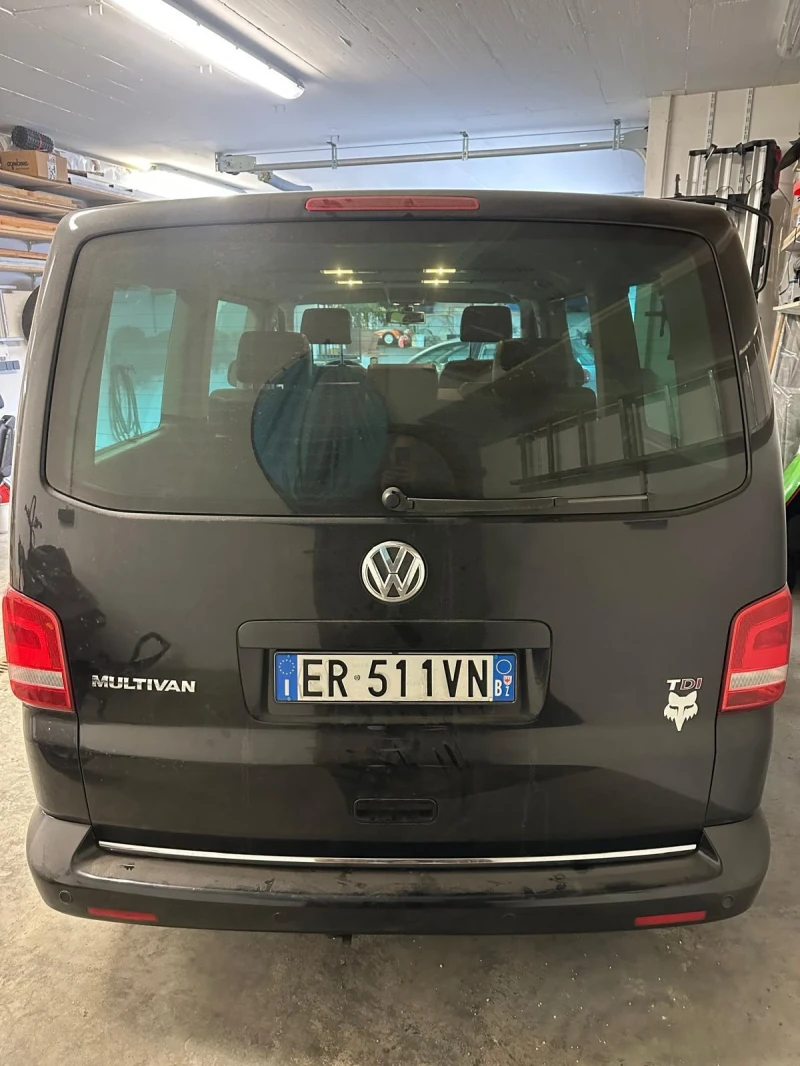 VW Multivan 7места , снимка 10 - Автомобили и джипове - 49184612