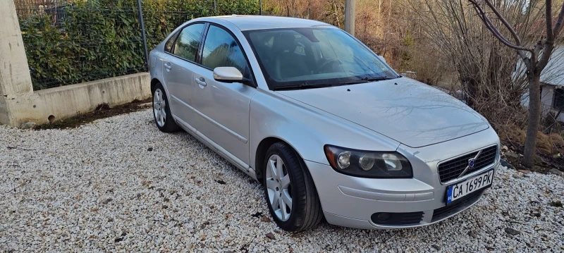 Volvo S40 2.0D, снимка 1 - Автомобили и джипове - 49517958