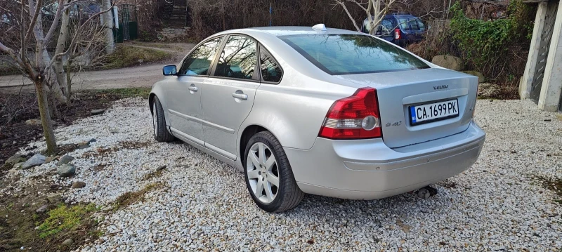 Volvo S40 2.0D, снимка 3 - Автомобили и джипове - 49517958