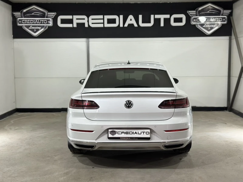 VW Arteon 2.0TDI R-Line * DSTR* DIGITAL* DYNAUDIO* HEAD-UP* , снимка 5 - Автомобили и джипове - 52069271