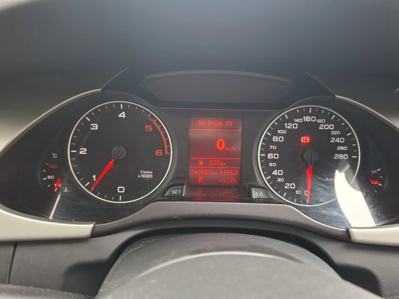 Audi A4, снимка 5 - Автомобили и джипове - 52305418