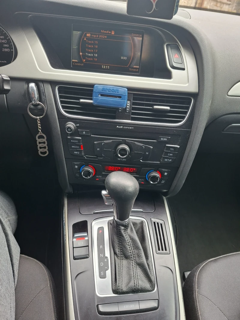 Audi A4, снимка 6 - Автомобили и джипове - 52305418