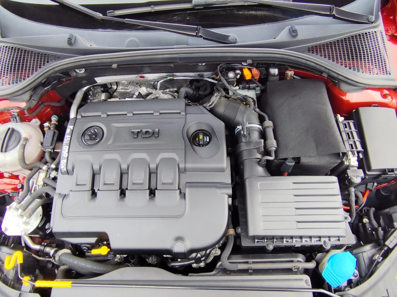 Skoda Octavia 2.0TDi* 4X4* FACE* EXECUTIVE* ПАНОРАМА* , снимка 15 - Автомобили и джипове - 52651701