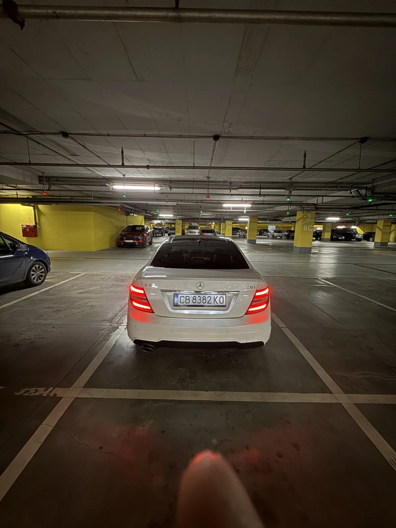 Mercedes-Benz C 220 AMG Пакет Edition 1 Панорама, снимка 6 - Автомобили и джипове - 53143738