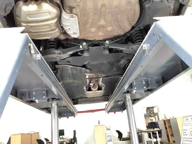 VW Golf 2.0 TDI MK8 150hp, снимка 13 - Автомобили и джипове - 53392228