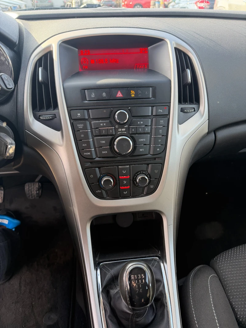 Opel Astra 1.3CDTI EURO 5, снимка 13 - Автомобили и джипове - 53537553