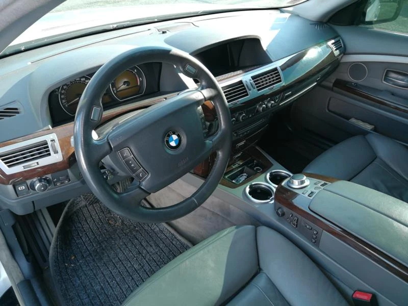 BMW 730 3.0D 231ks, снимка 12 - Автомобили и джипове - 47183880