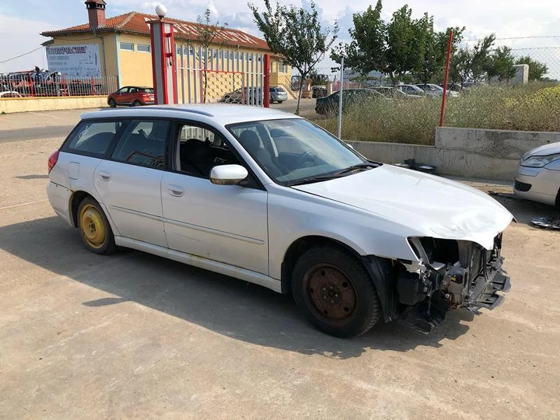 Subaru Legacy 2.0, снимка 4 - Автомобили и джипове - 41988983