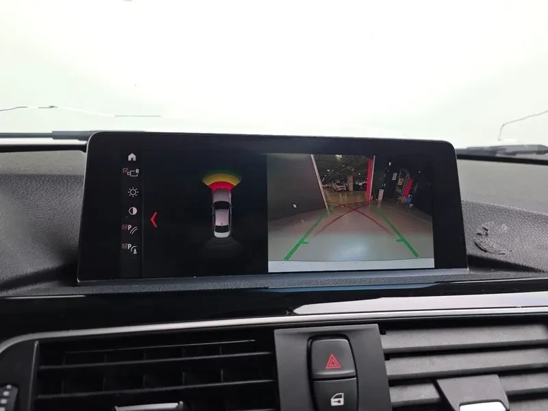 BMW 320 d, снимка 14 - Автомобили и джипове - 54592997