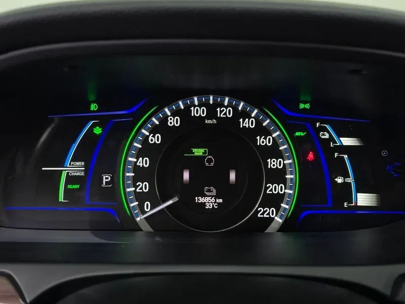 Honda Accord 2.0 Hybrid - САМО 30% АВАНС!, снимка 8 - Автомобили и джипове - 55660049