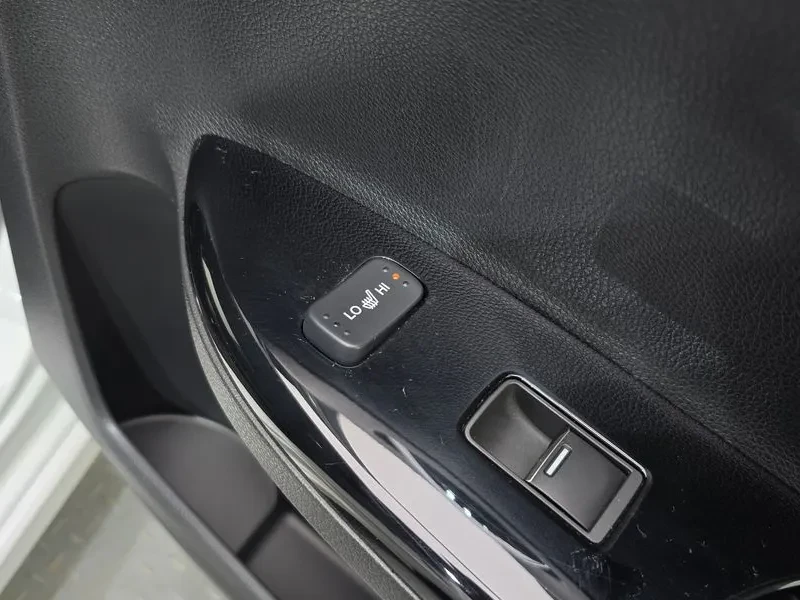 Honda Accord 2.0 Hybrid - САМО 30% АВАНС!, снимка 16 - Автомобили и джипове - 55660049