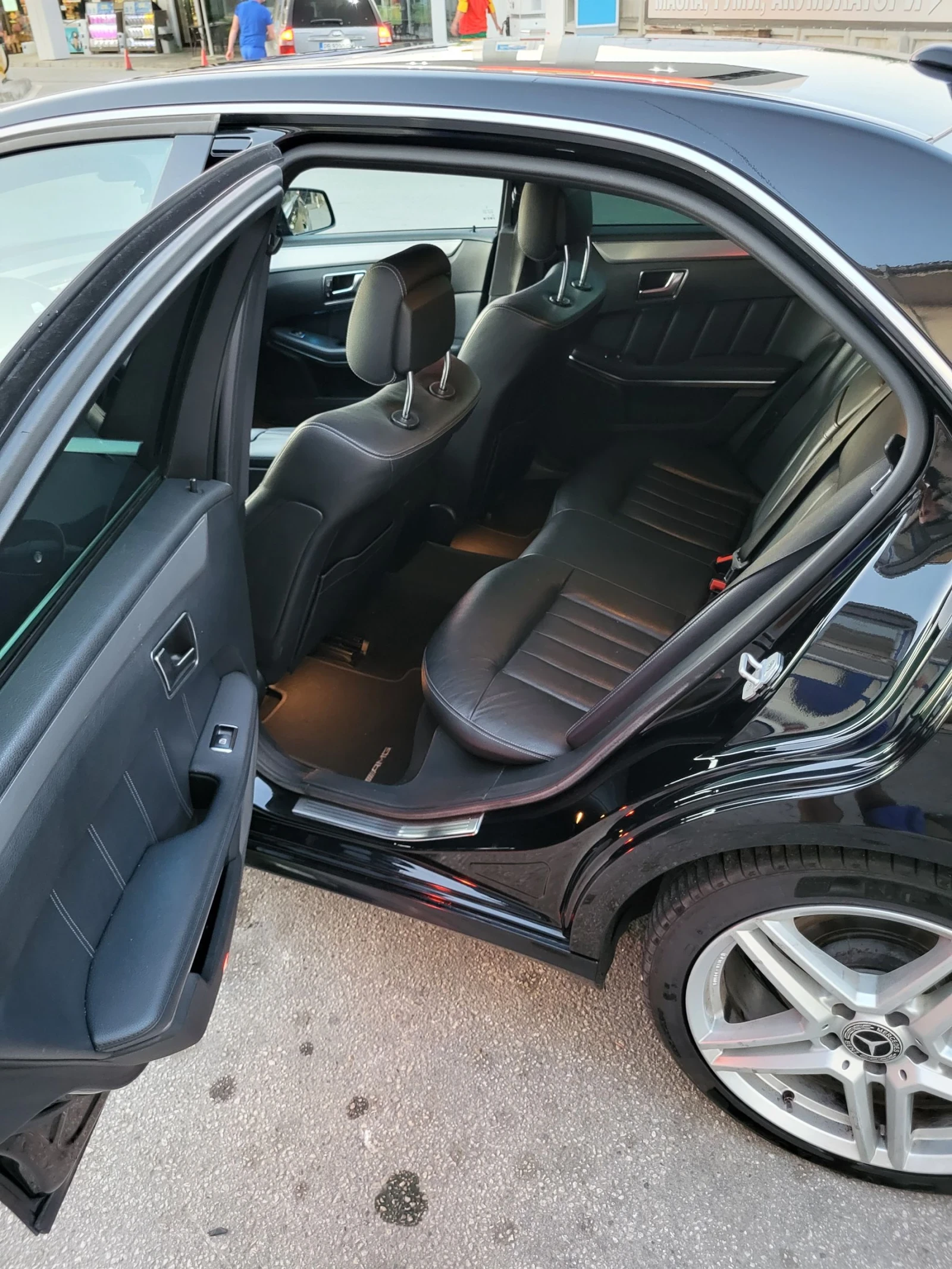 Mercedes-Benz E 350  - изображение 3