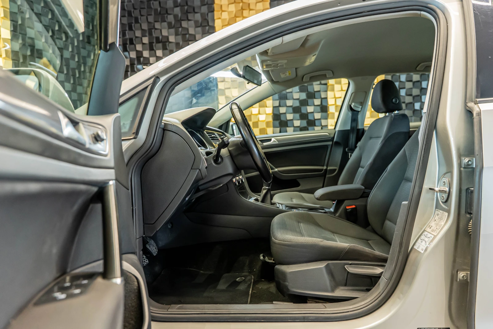 VW Golf 1.6 TDI - изображение 9