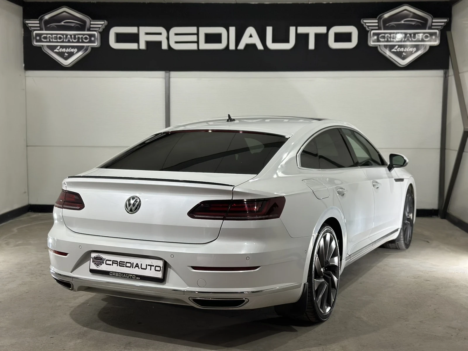 VW Arteon 2.0TDI R-Line * DSTR* DIGITAL* DYNAUDIO* HEAD-UP*  - изображение 4