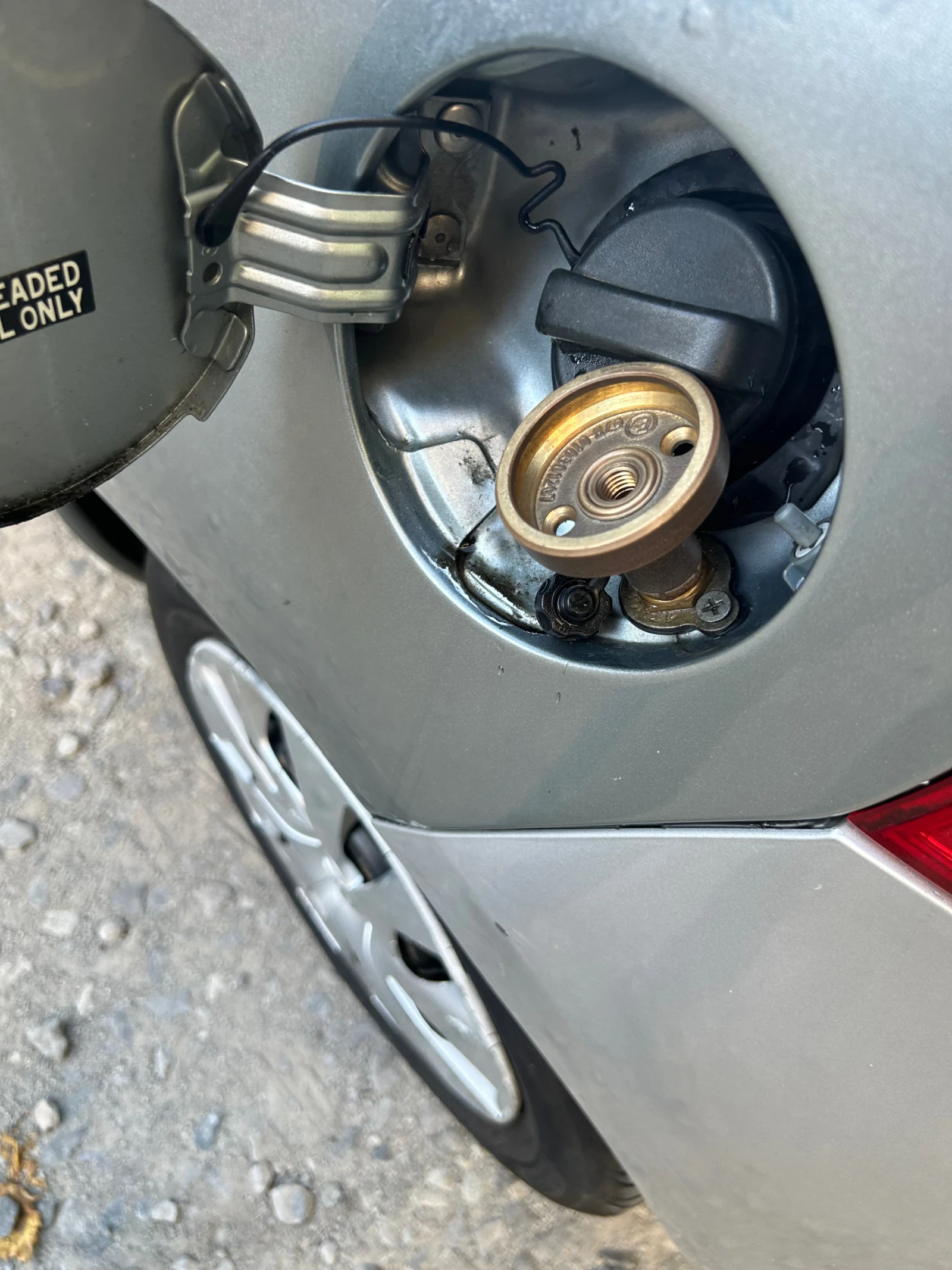 Toyota Yaris 1.0 - изображение 8