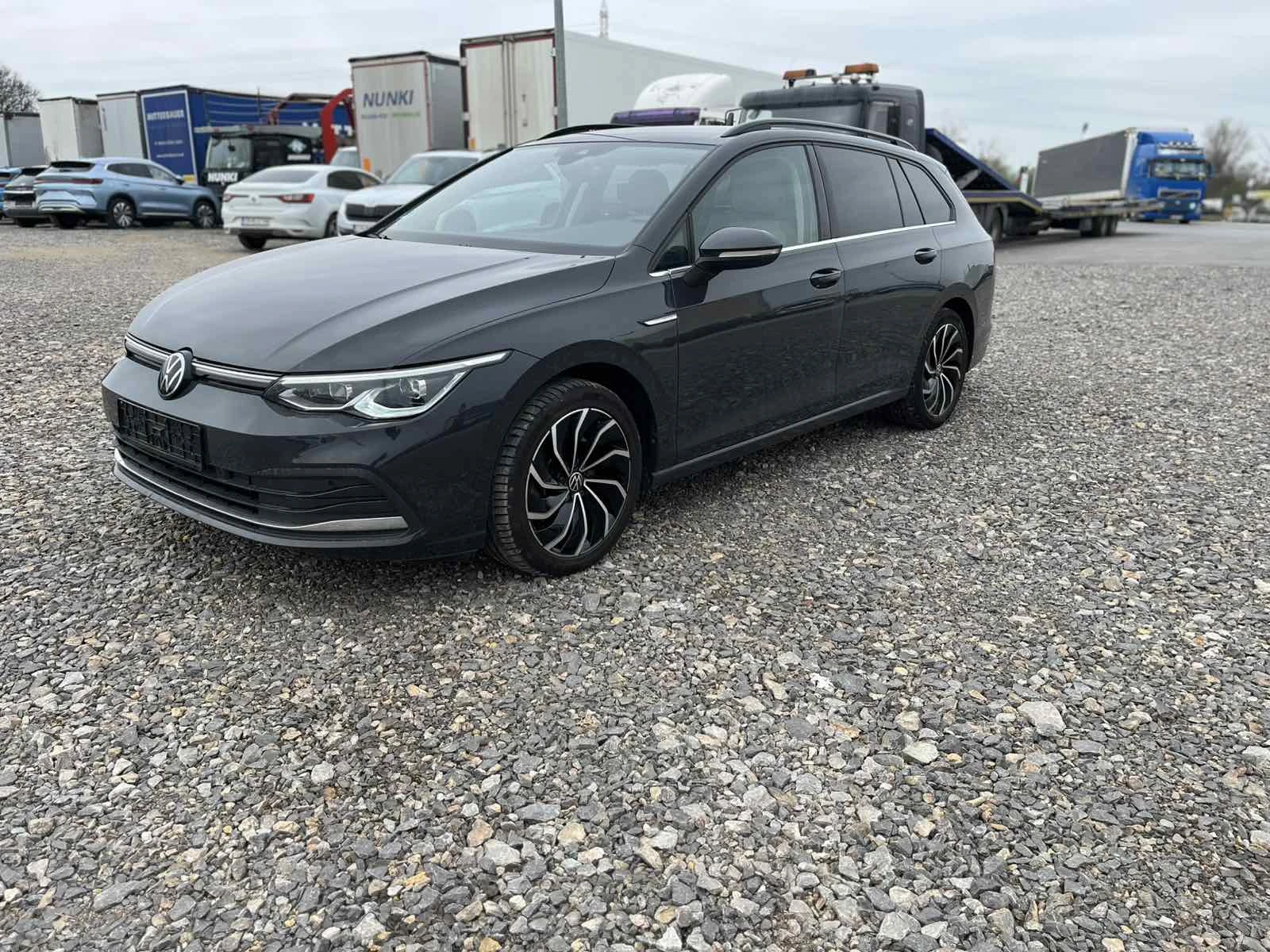 VW Golf 2.0 TDI MK8 150hp ЛИЗИНГ, снимка 2 - Автомобили и джипове - 54180497