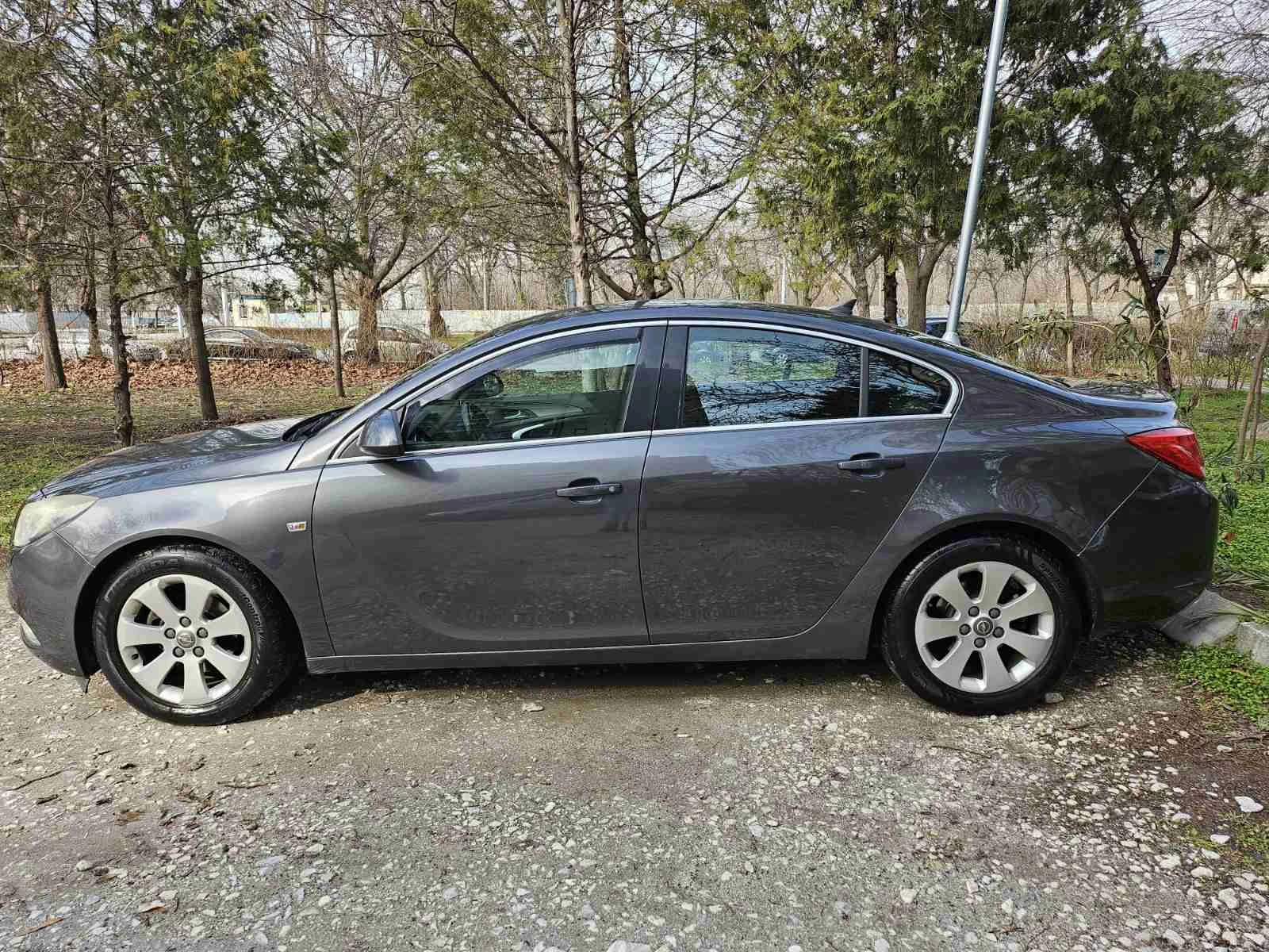 Opel Insignia LIMOUSINE NB, снимка 13 - Автомобили и джипове - 53881799