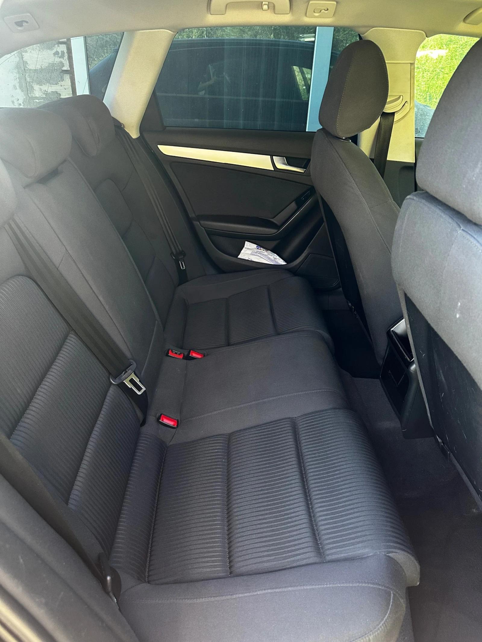 Audi A4 2.0тди CAGA 4x4, снимка 9 - Автомобили и джипове - 54346007