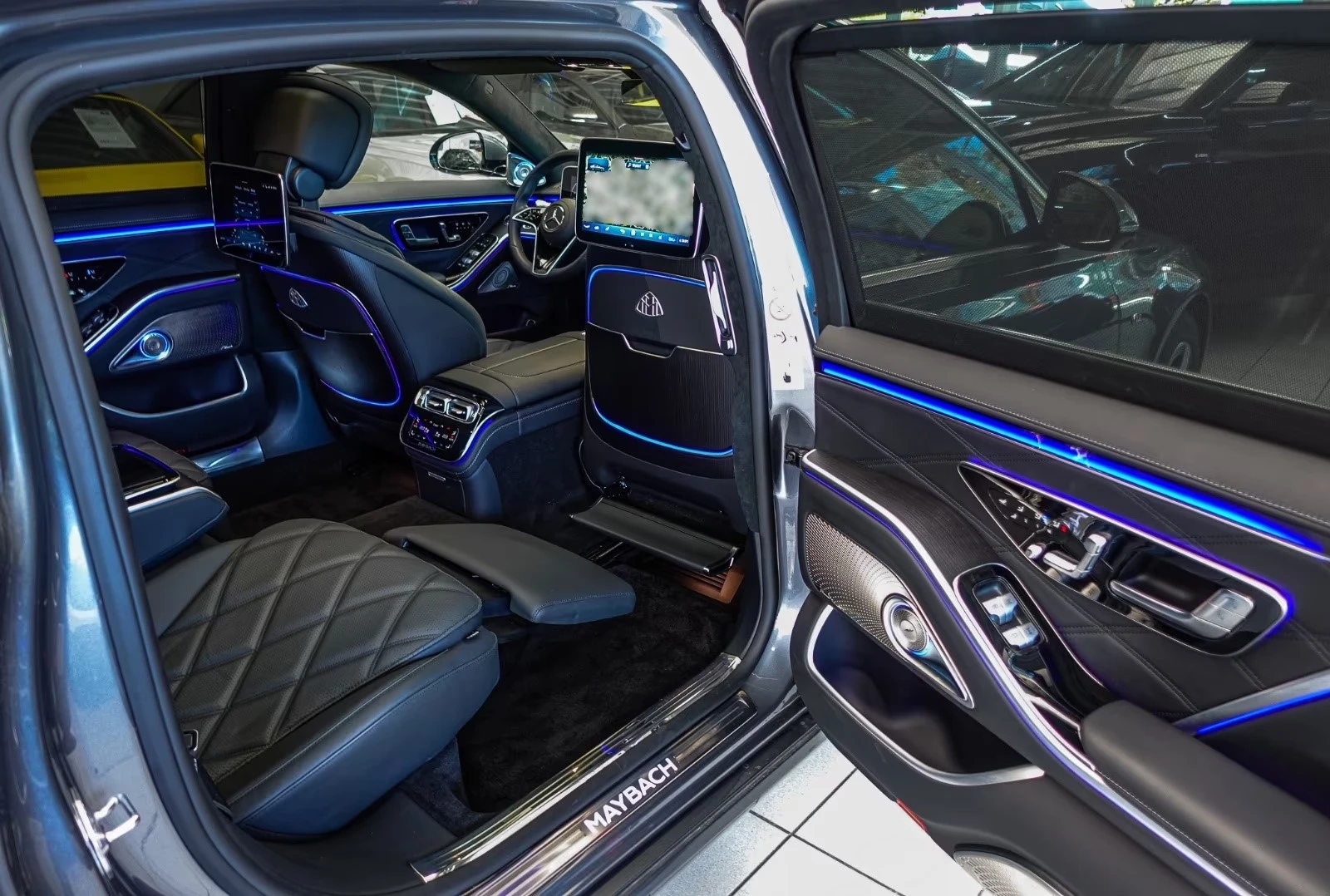 Mercedes-Benz S 680 MAYBACH / BURM 4D / PANO / , снимка 15 - Автомобили и джипове - 54758687