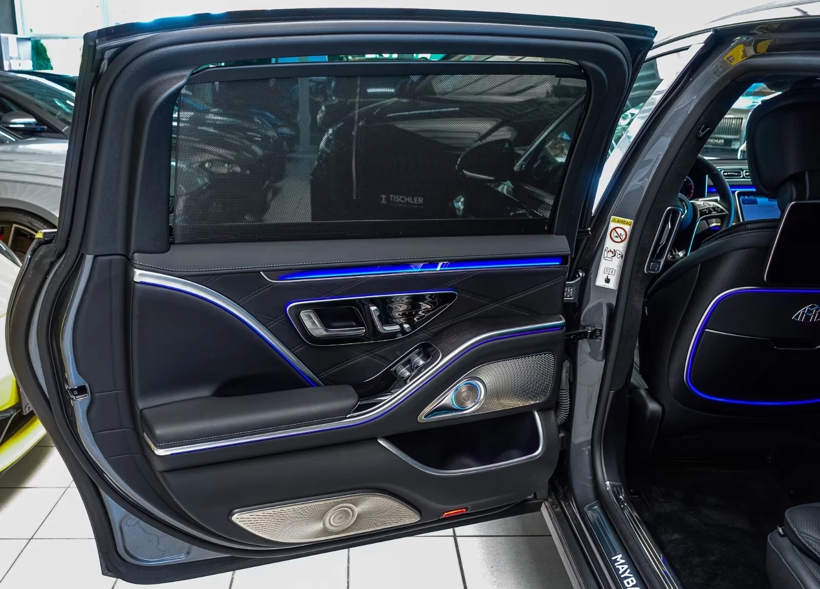 Mercedes-Benz S 680 MAYBACH / BURM 4D / PANO / , снимка 11 - Автомобили и джипове - 54758687