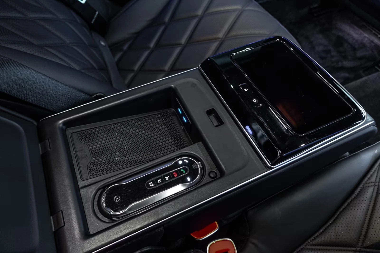 Mercedes-Benz S 680 MAYBACH / BURM 4D / PANO / , снимка 17 - Автомобили и джипове - 54758687
