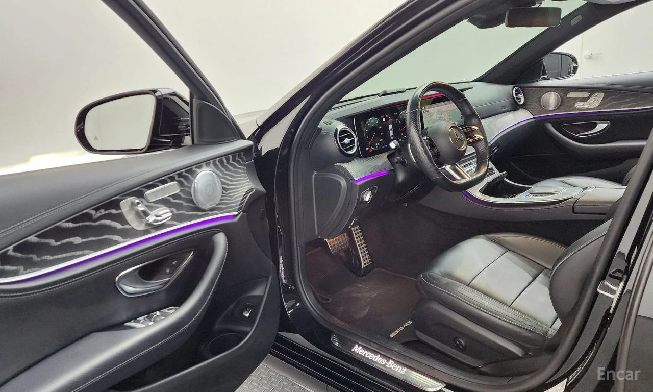 Mercedes-Benz E 350 AMG LINE* 4MATIC* ПОДГРЕВ* НАВИГАЦИЯ* 2 КЛЮЧА, снимка 11 - Автомобили и джипове - 54855567
