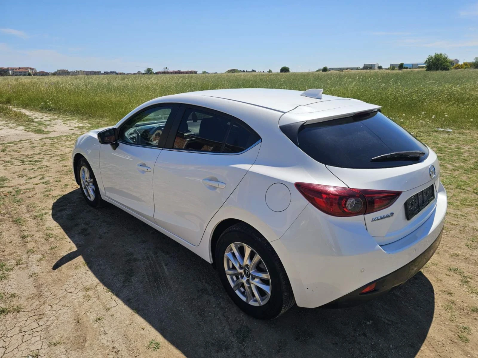 Mazda 3, снимка 5 - Автомобили и джипове - 54909339