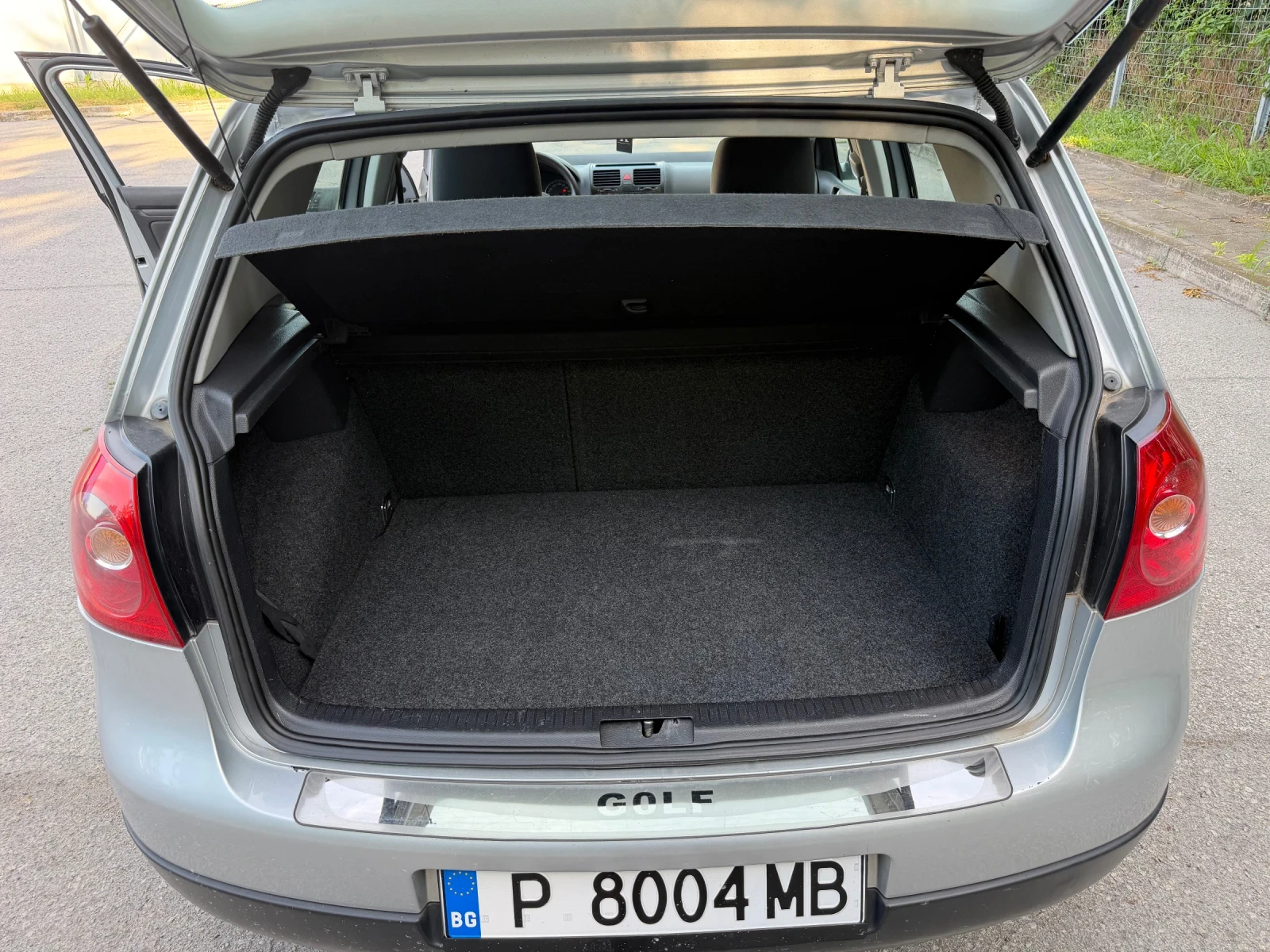VW Golf 1.4FSI! ХОЛАНДИЯ! КЛИМАТИК! ТОП СЪСТОЯНИЕ!!!, снимка 13 - Автомобили и джипове - 54947315