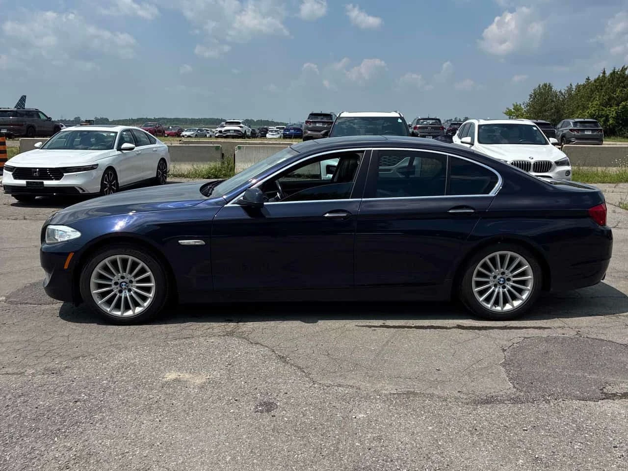 BMW 535 * 535i xDrive * CARFAX * ЦЕНА ДО БГ, снимка 2 - Автомобили и джипове - 55243105