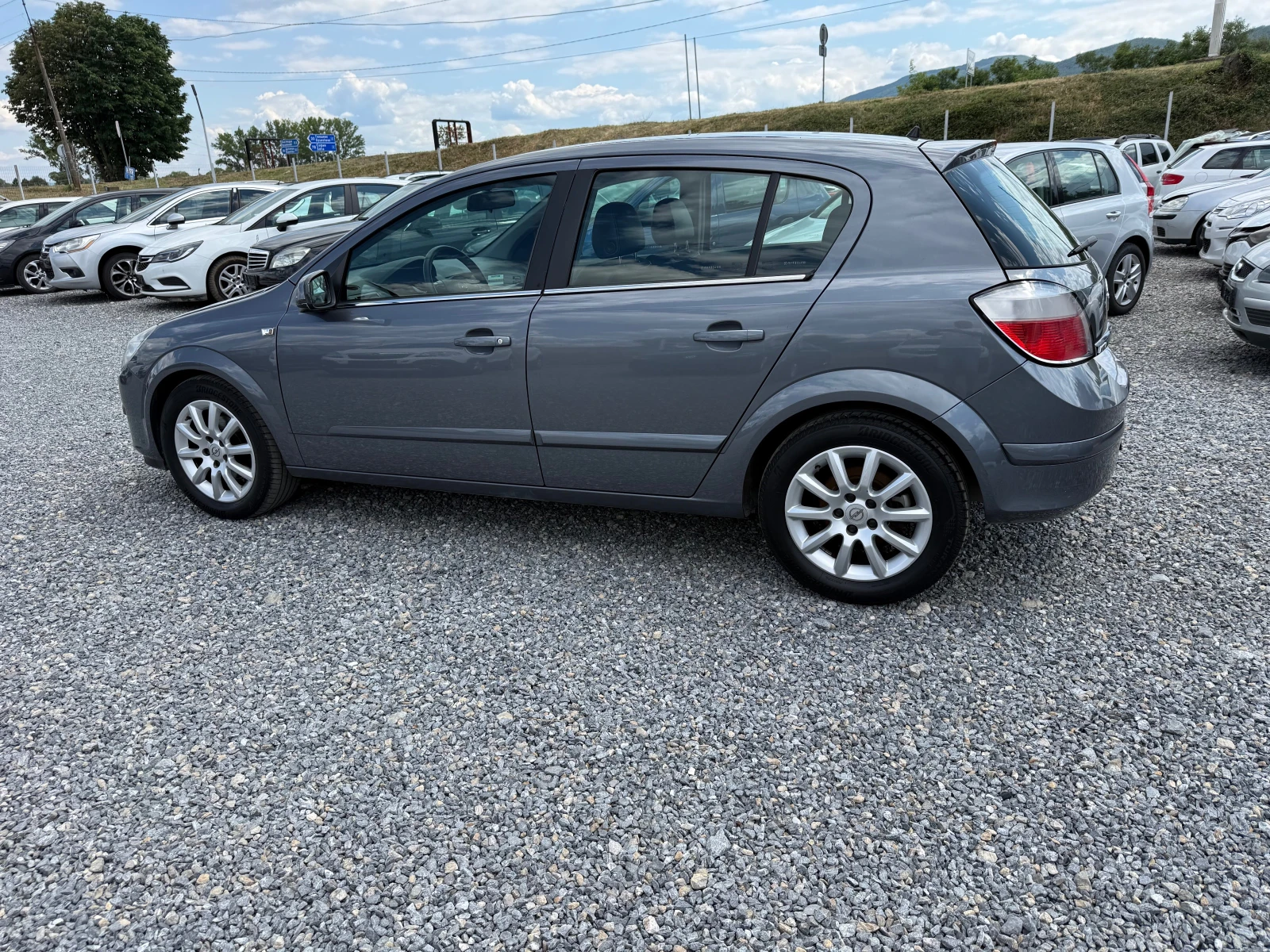 Opel Astra 1.7 CDTI EVRO 4, снимка 7 - Автомобили и джипове - 55581615