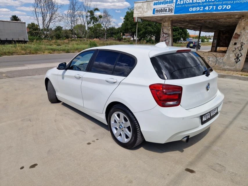 BMW 116 1.6i-136к.с-Автоматик-Нави-Подгрев на седалките, снимка 6 - Автомобили и джипове - 55665189