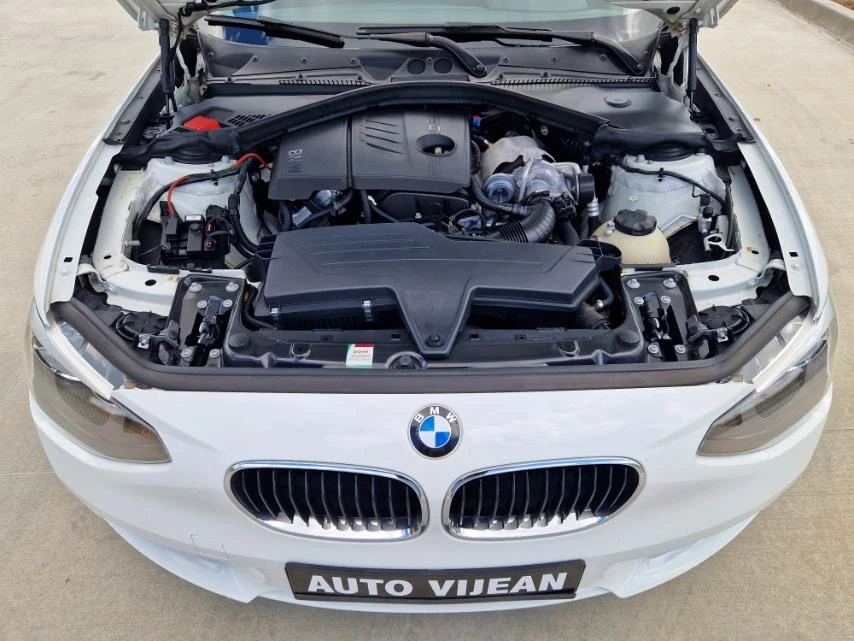 BMW 116 1.6i-136к.с-Автоматик-Нави-Подгрев на седалките, снимка 15 - Автомобили и джипове - 55665189