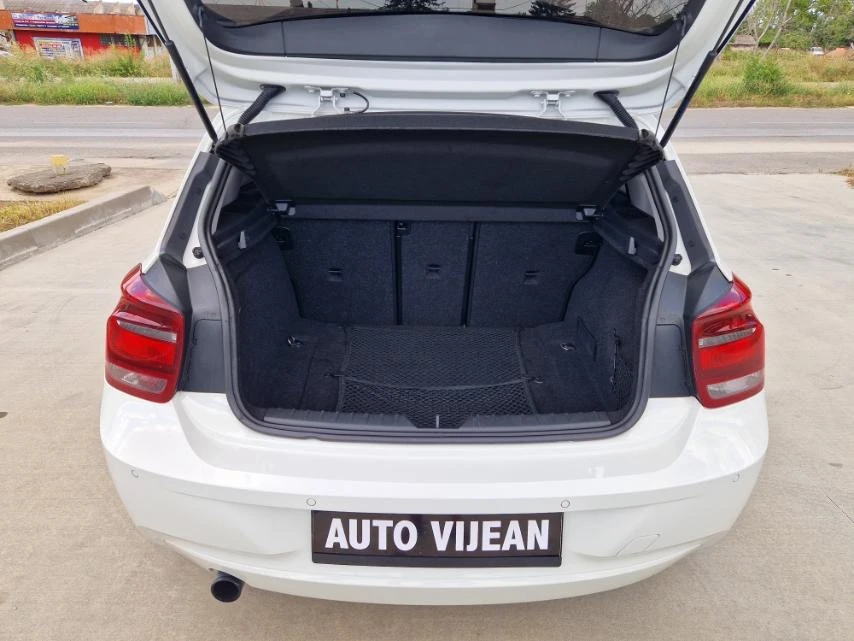 BMW 116 1.6i-136к.с-Автоматик-Нави-Подгрев на седалките, снимка 14 - Автомобили и джипове - 55665189