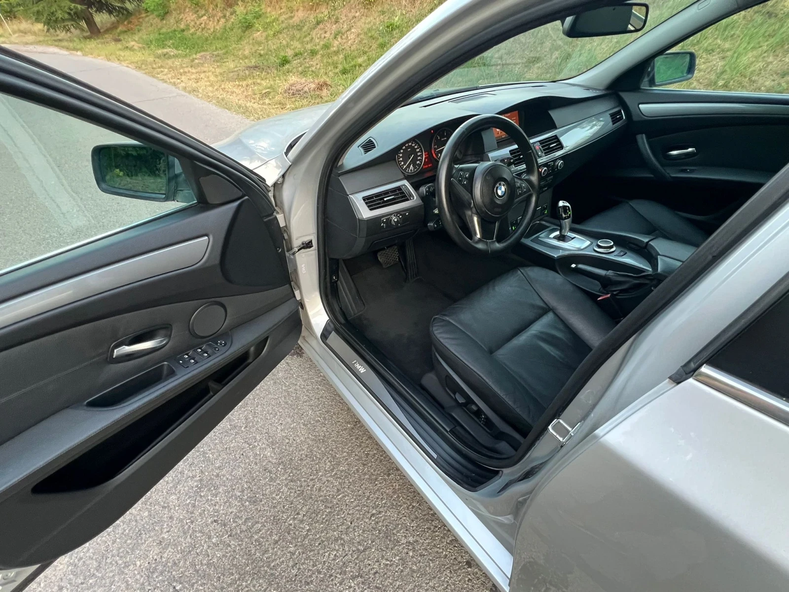 BMW 525 3.0d M57 Facelift , снимка 9 - Автомобили и джипове - 55937587