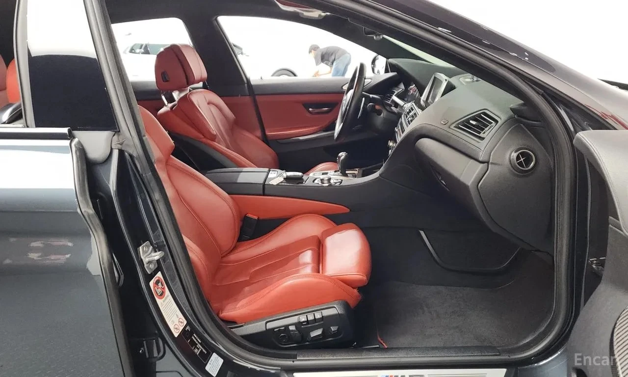 BMW M6 Gran Coupe/ПОДГРЕВ/ОБДУХВАНЕ/ХЕДЪП/, снимка 11 - Автомобили и джипове - 56134258