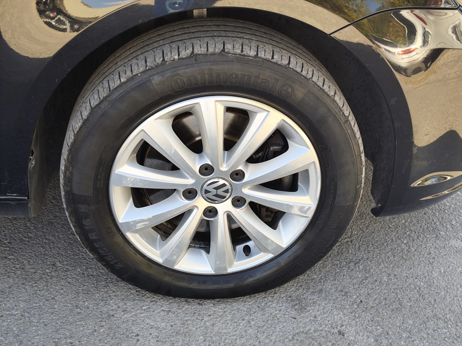 VW Touran 1.4i/МЕТАН/ECOFUEL/HIGHLINE/FACELIFT/NAVI/EURO5B, снимка 14 - Автомобили и джипове - 56206039