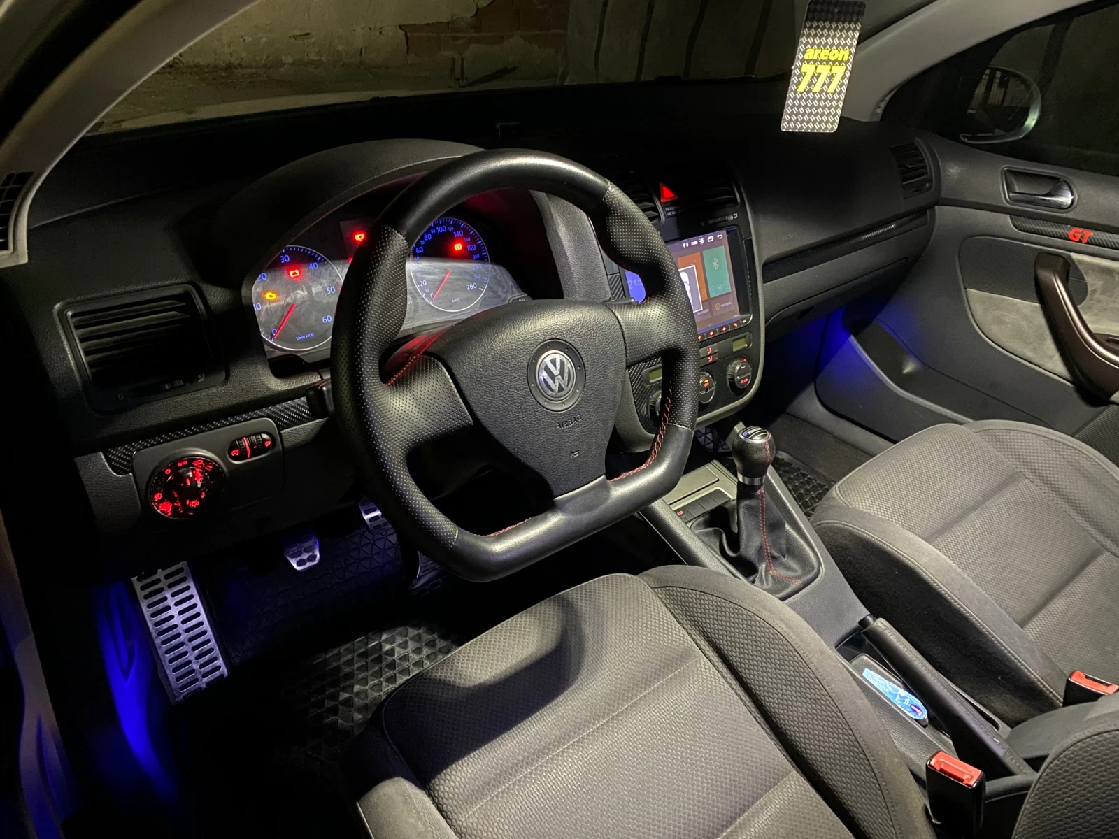 VW Golf, снимка 3 - Автомобили и джипове - 56502472